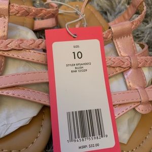 NWT Rampage blush colored sandals. Toddler size 10